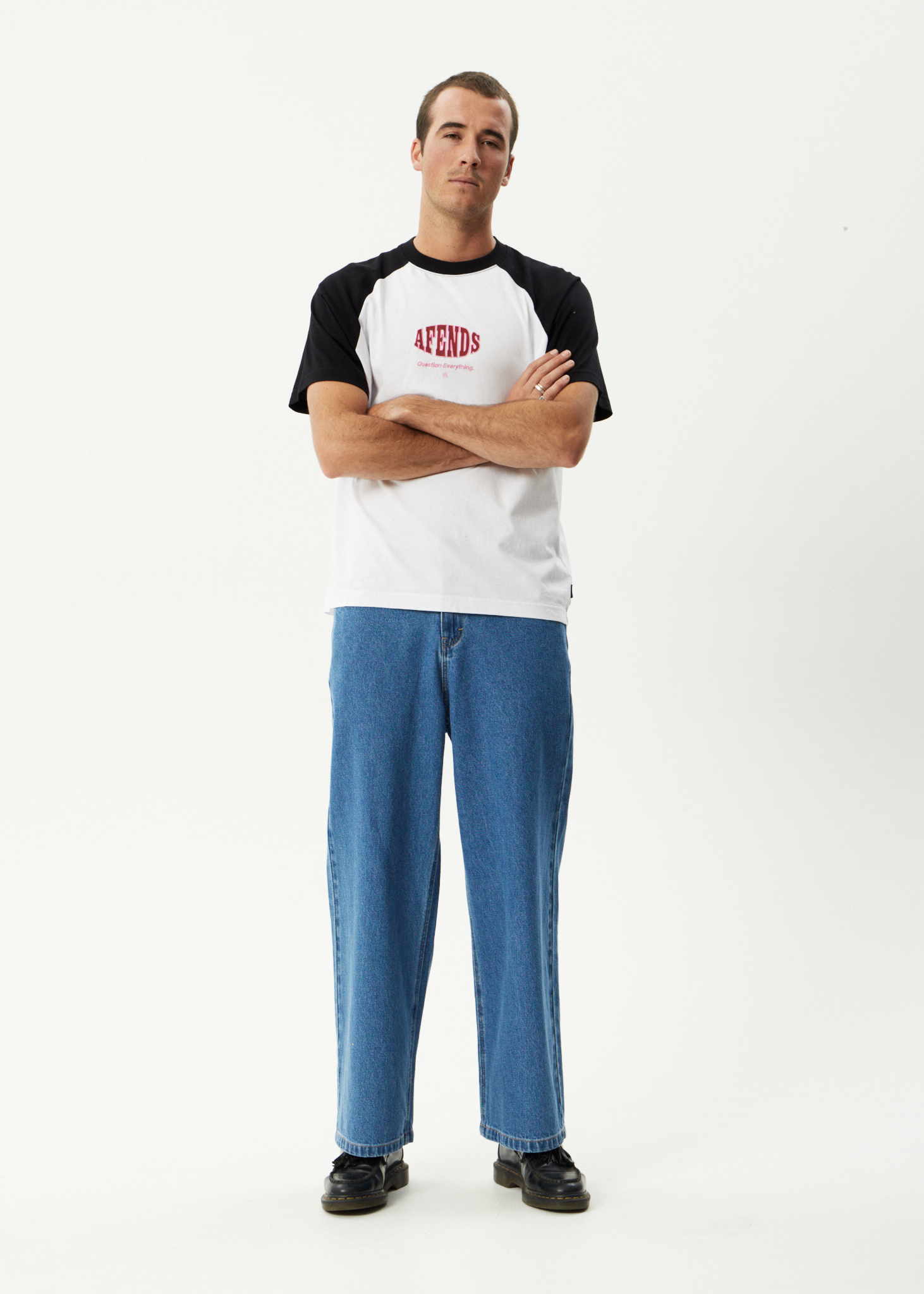 AFENDS Mens Arch - Raglan Tee - White