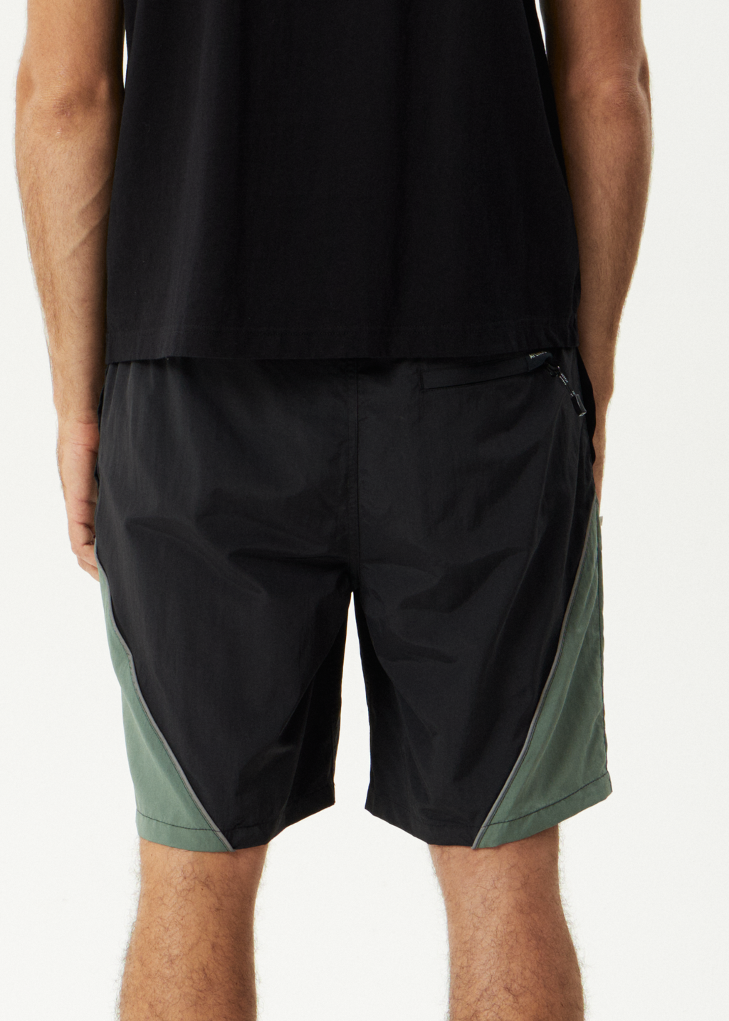 AFENDS Mens Sporting - Panelled Short 20" - Black