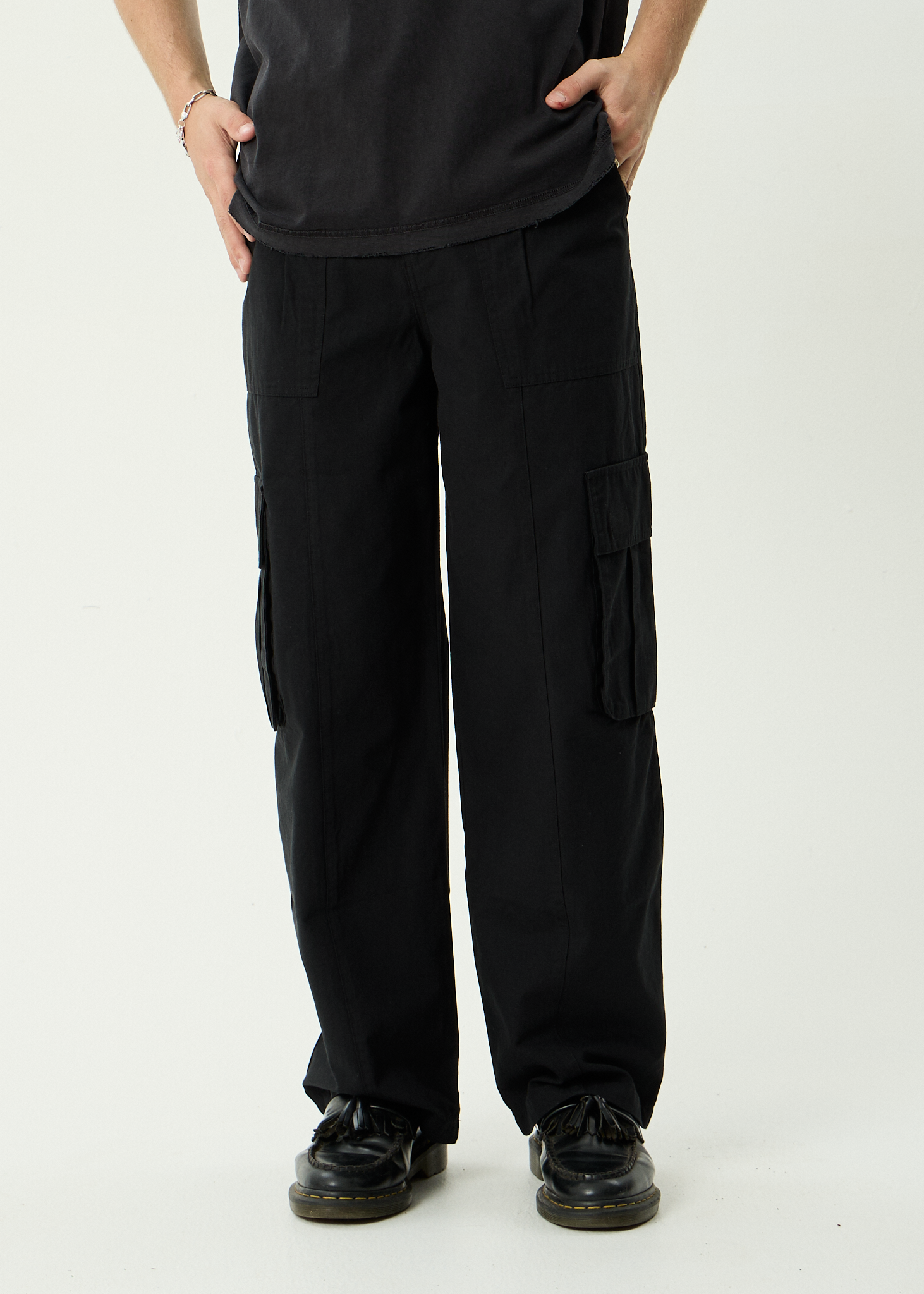 AFENDS Mens Summit - Recycled Pleated Cargo Pant - Black