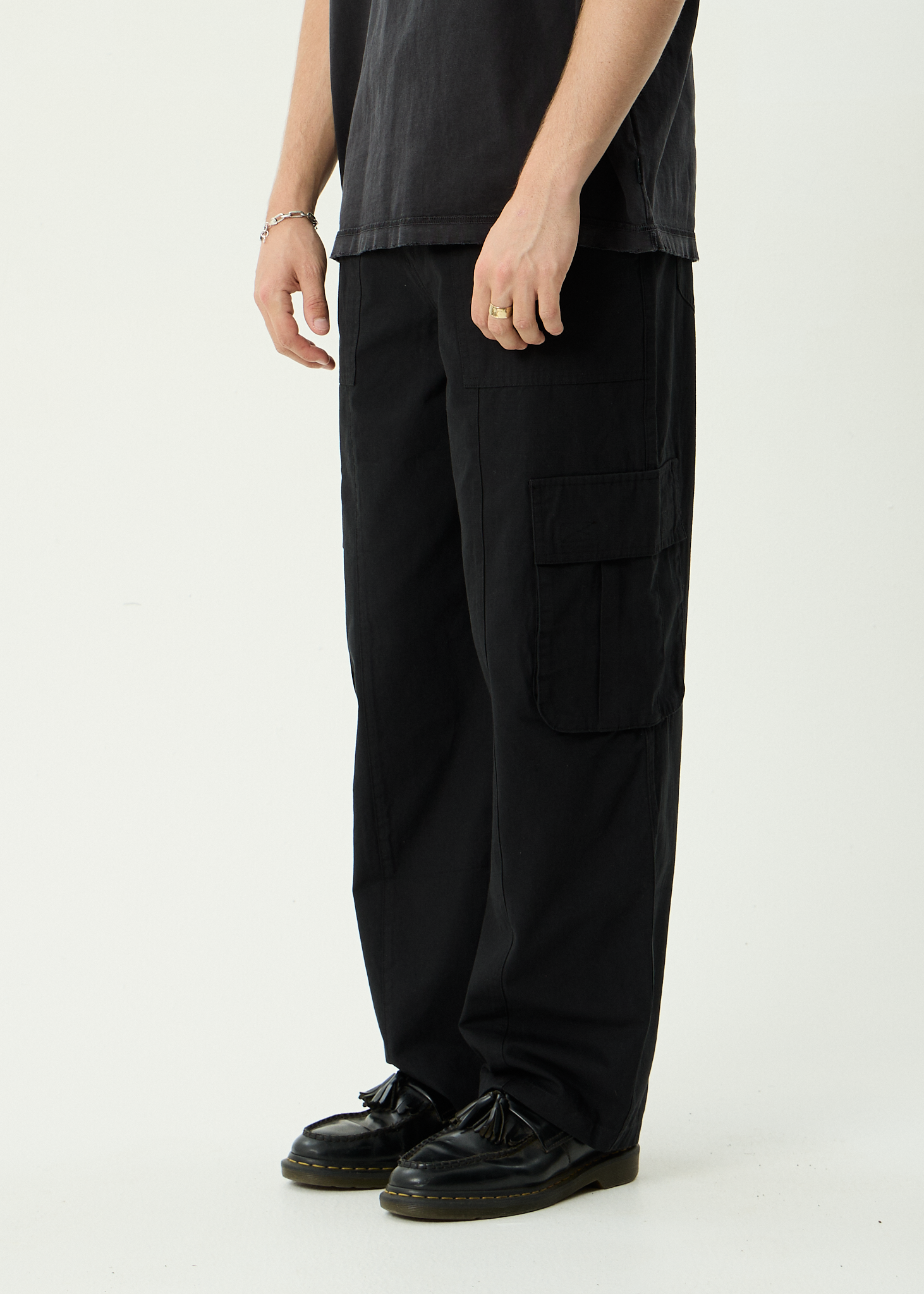 AFENDS Mens Summit - Recycled Pleated Cargo Pant - Black