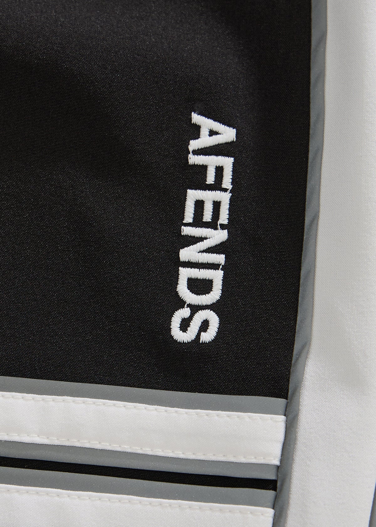 AFENDS The Pass - Surf Related V2 Boardshort 19" - Black