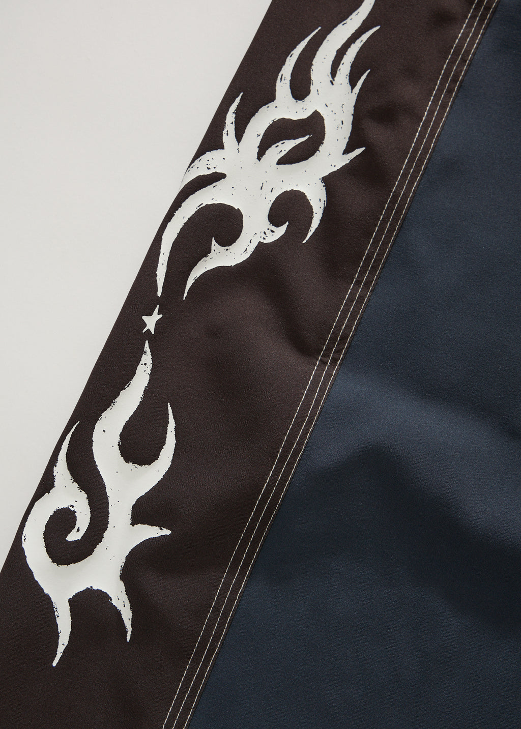 AFENDS Yang - Surf Related V2 Boardshort 21" - Charcoal