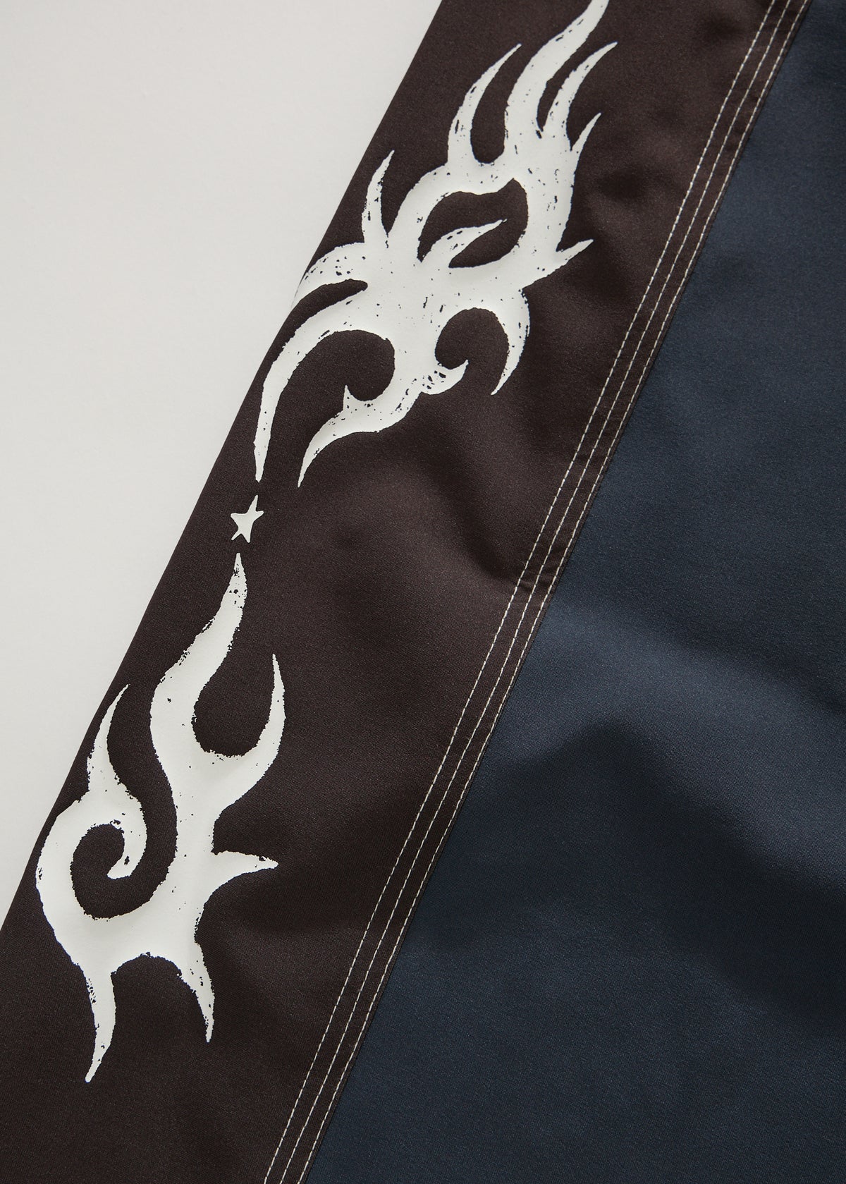 AFENDS Yang - Surf Related V2 Boardshort 21" - Charcoal