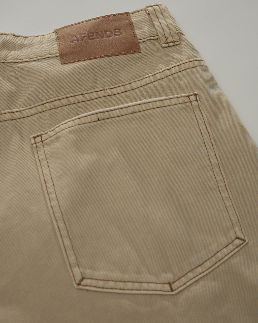 AFENDS Fast Forward - Denim Ultra Baggy Pleated Short 24" - Vintage Sand