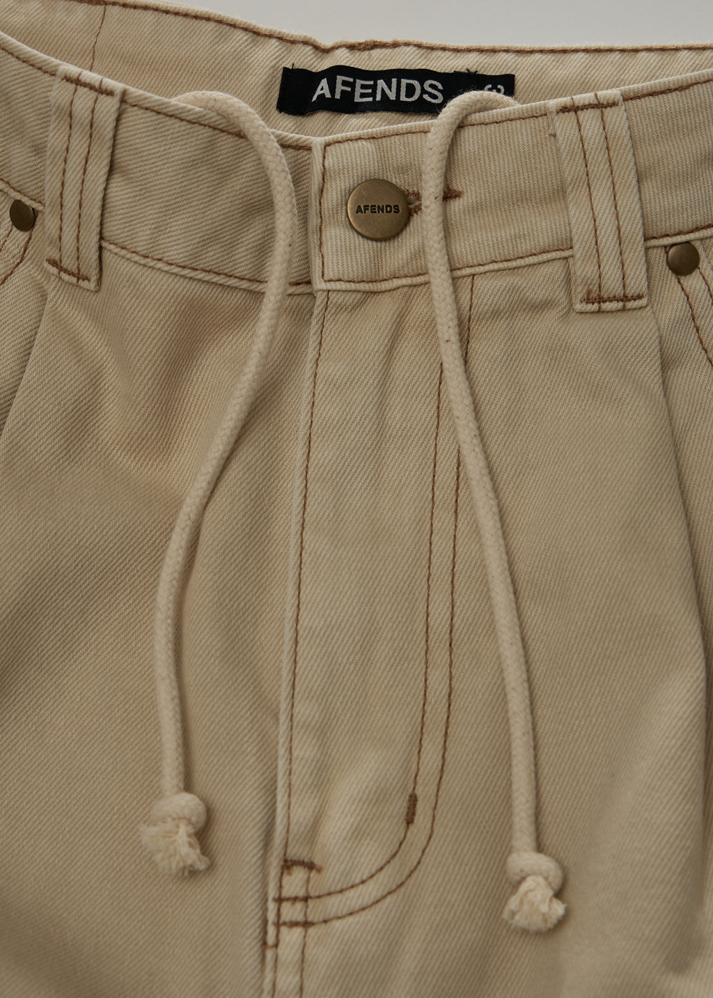 AFENDS Fast Forward - Denim Ultra Baggy Pleated Short 24" - Vintage Sand