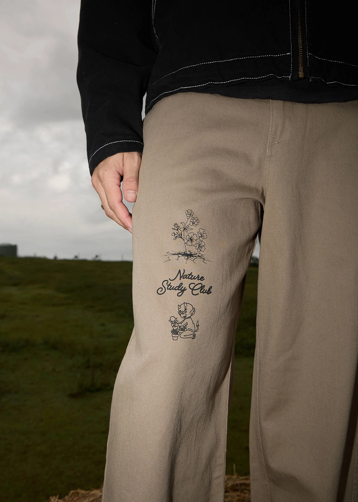 AFENDS Mens Flower Patch - Pablo Printed Pant - Stone