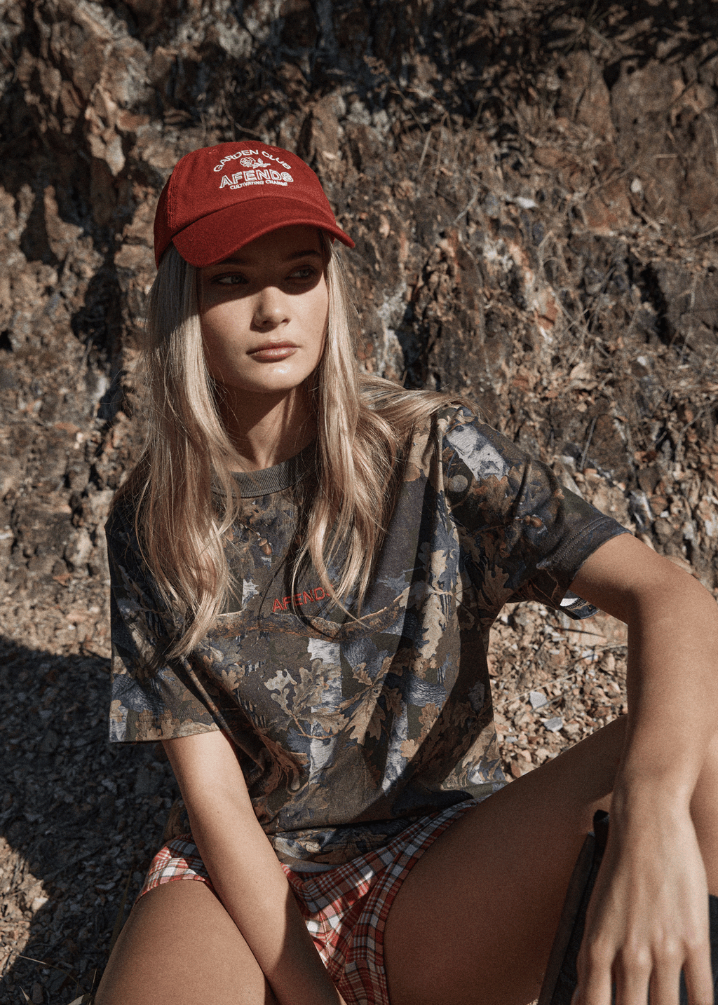 AFENDS Mens Find Me - Regular Tee - Find Me