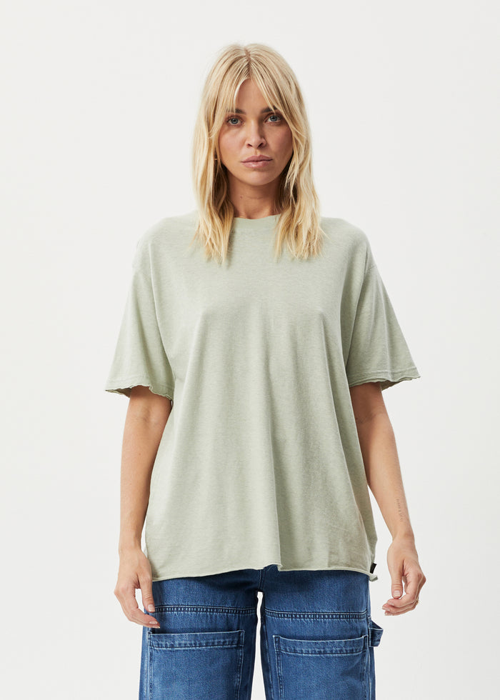 Afends Womens Slay - Hemp Oversized T-Shirt - Eucalyptus 