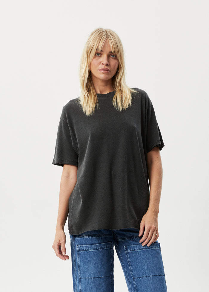Afends Womens Slay - Hemp Oversized T-Shirt - Stone Black 