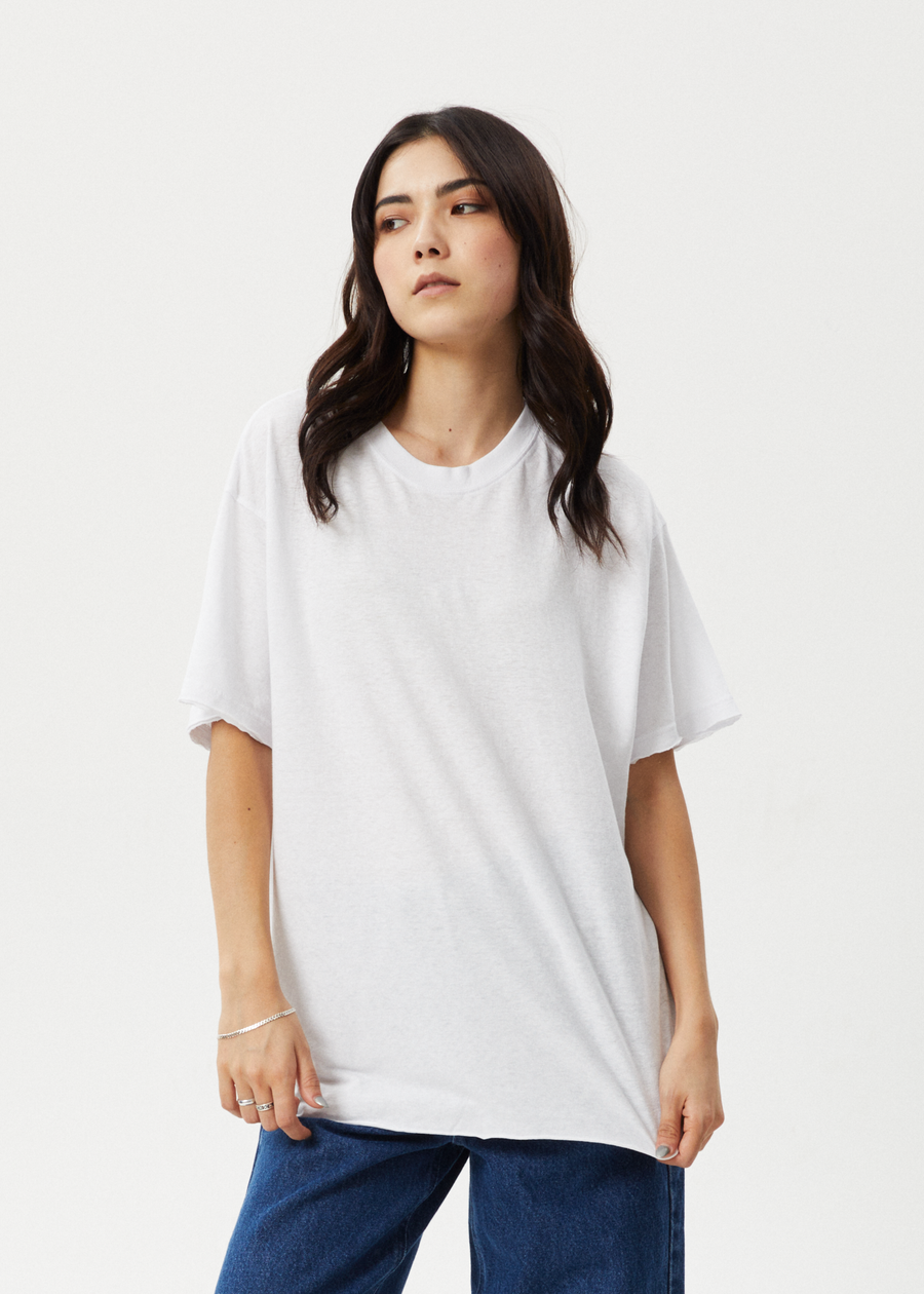 Slay - Women's Hemp Oversized T-Shirt - White - Afends AU.