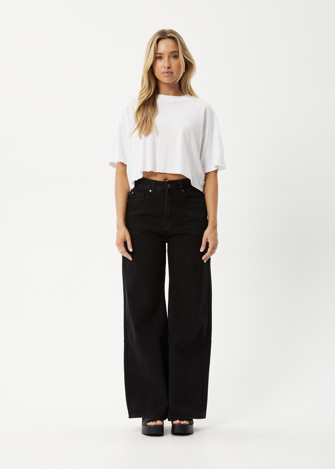 AFENDS Womens Slay Cropped - Oversized Tee - White 