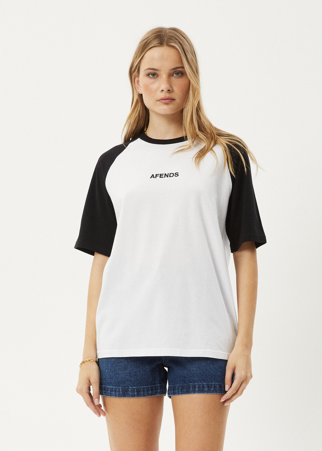 AFENDS Womens Ryan - Oversized Raglan Tee - Black 