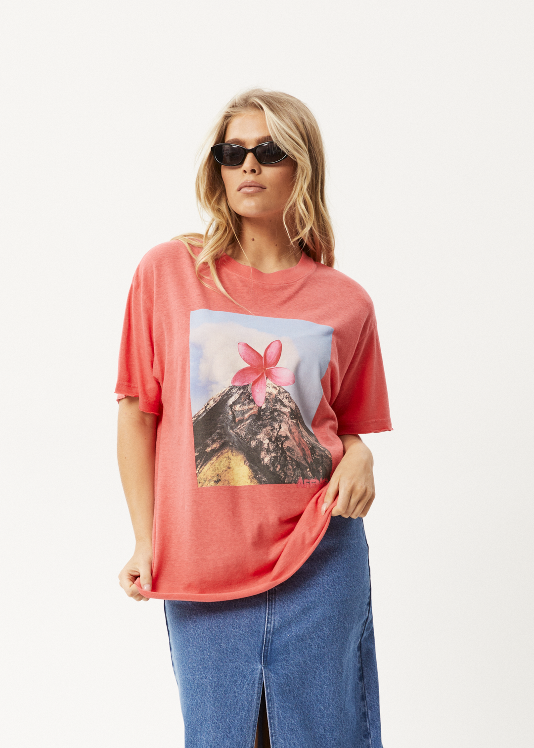 AFENDS Womens Under Pressure - Oversized T-Shirt - Washed Hibiscus 