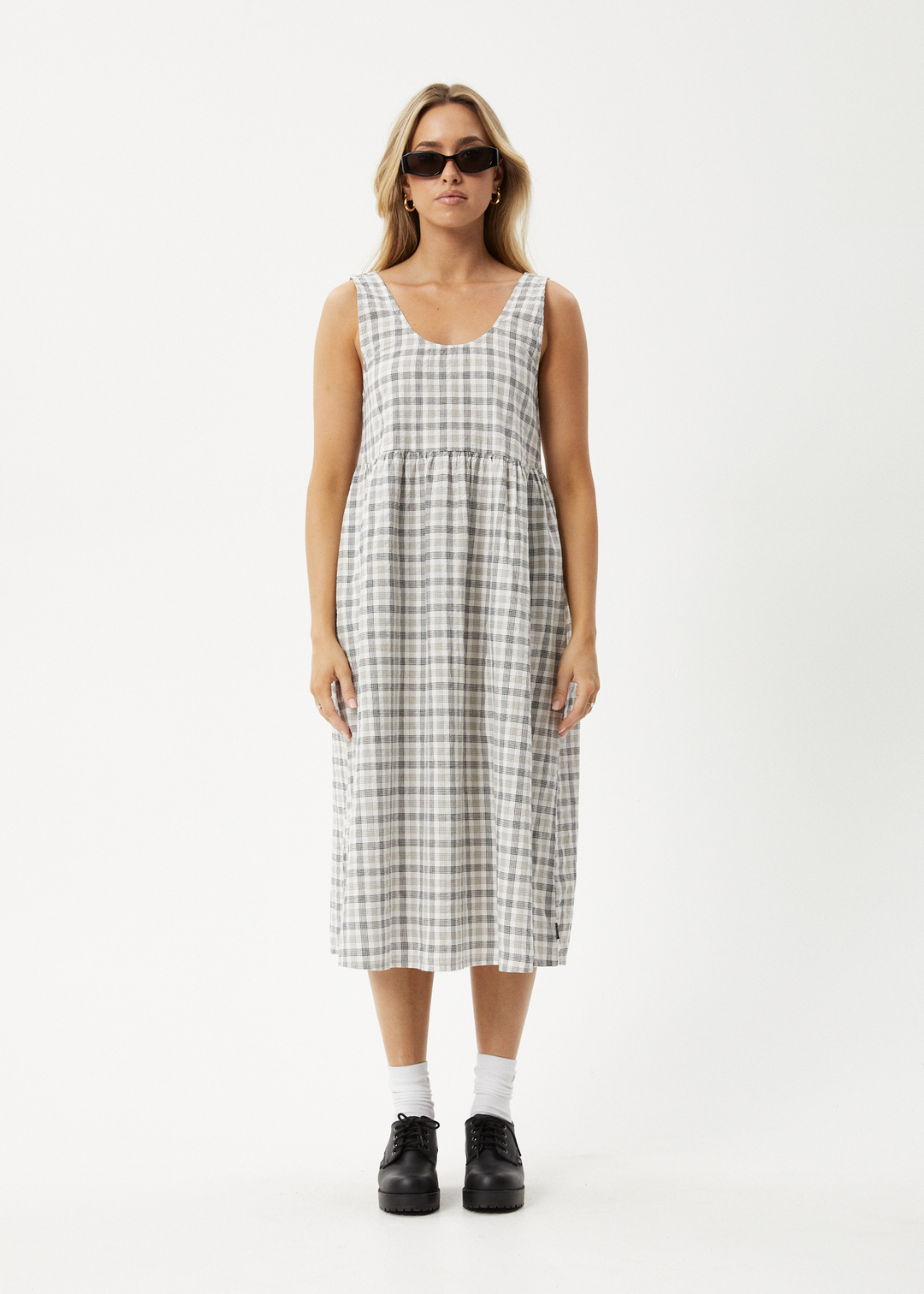 AFENDS Womens Leo - Seersucker Check Midi Dress - Black / White 