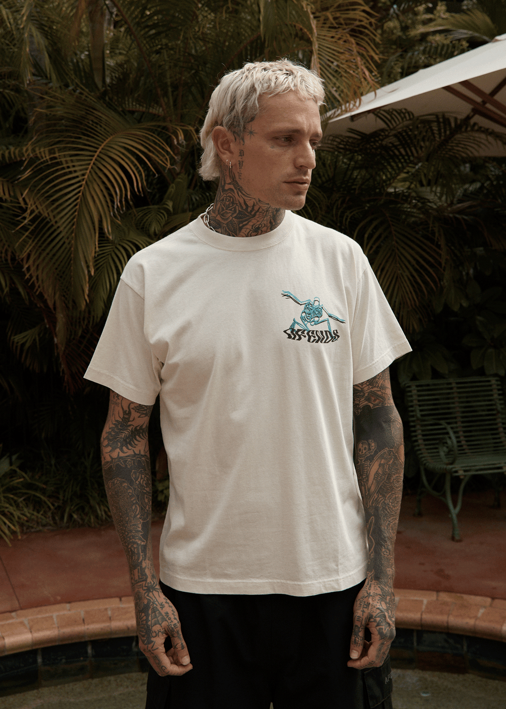 AFENDS Mens Smiling Assassin - Boxy Tee - Limestone