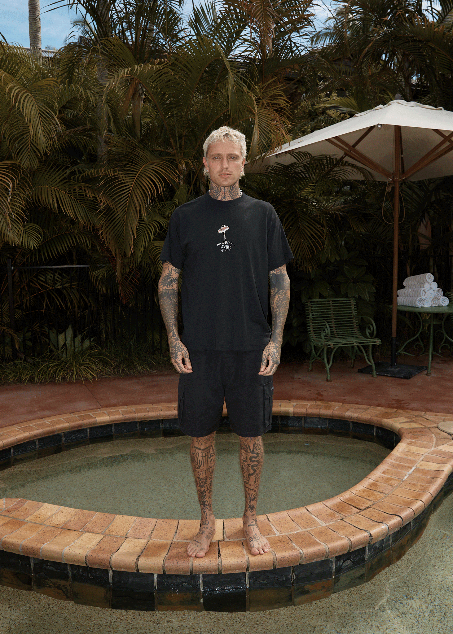 AFENDS Mens High Priority - Boxy Tee - Black