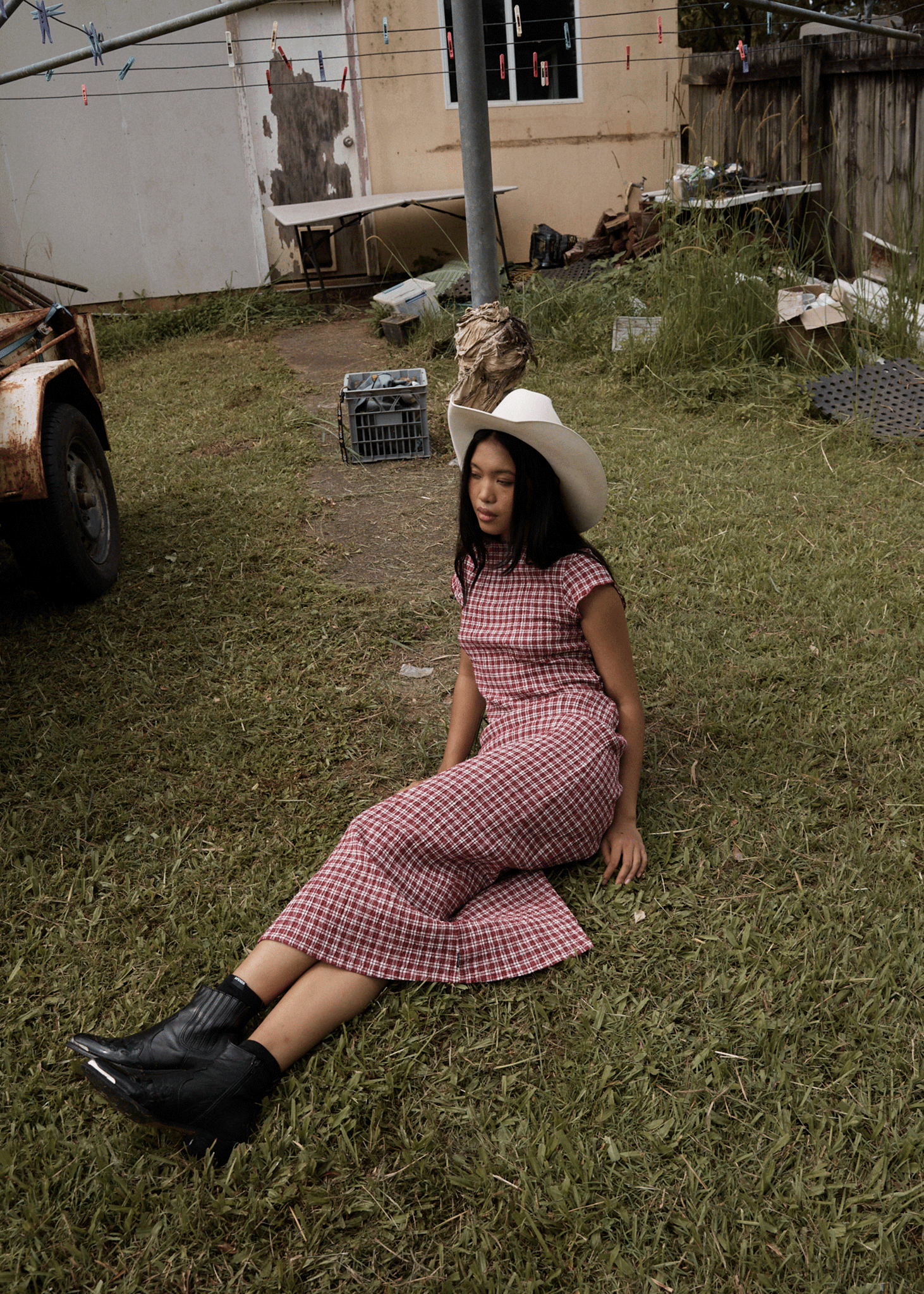 AFENDS Womens Base Elodie - Seersucker Midi Dress - Burgundy Check