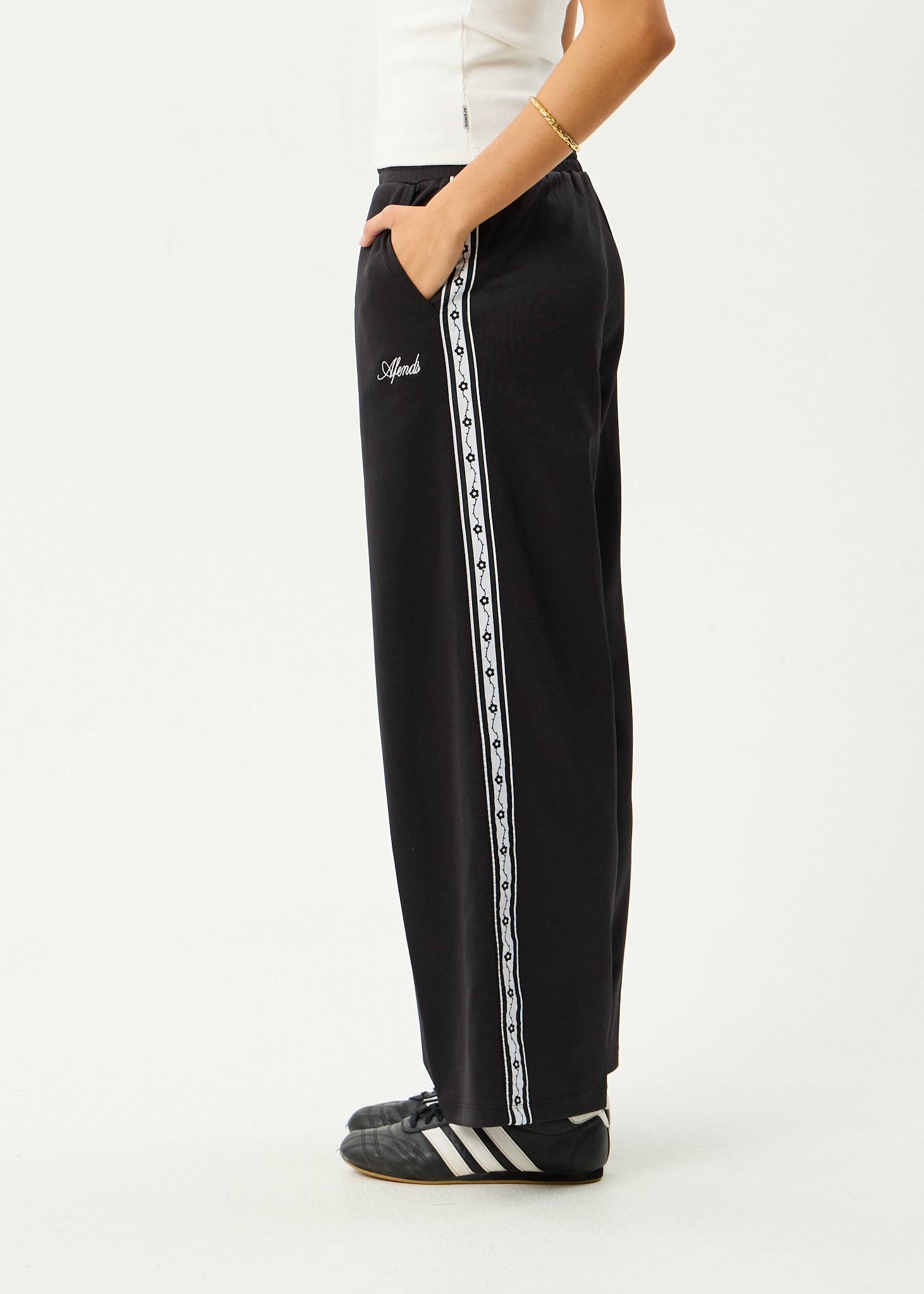 AFENDS Womens Thorn Bound - Sweat Pant - Black