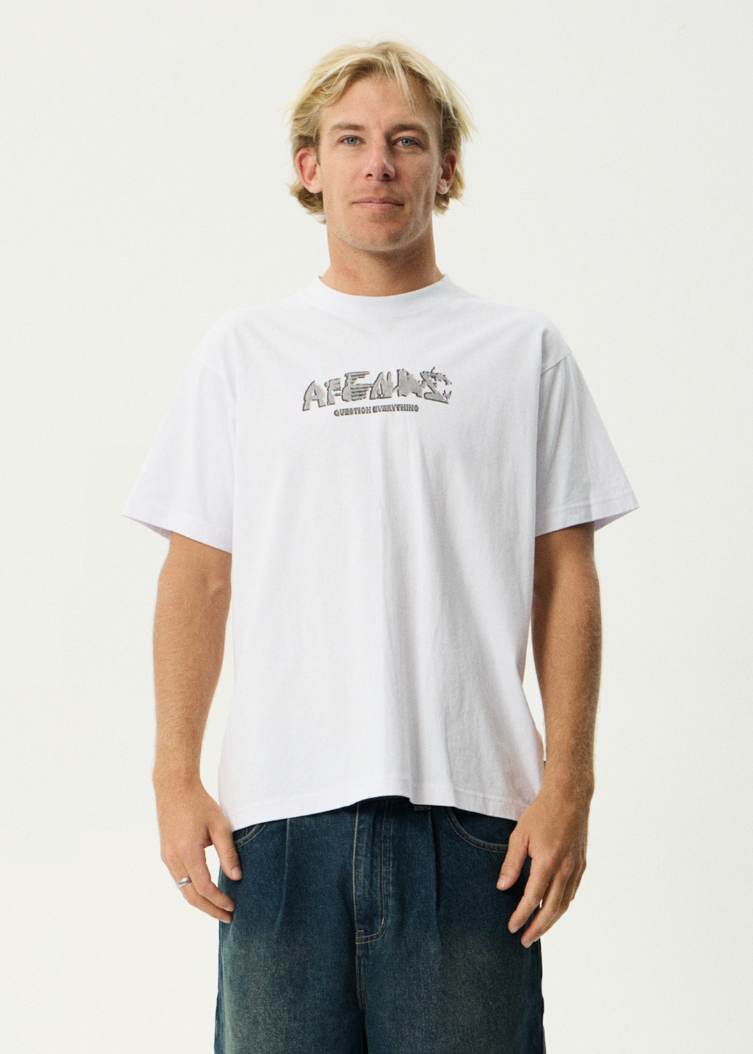 AFENDS Mens Lqd Metal - Heavyweight Boxy Tee - White