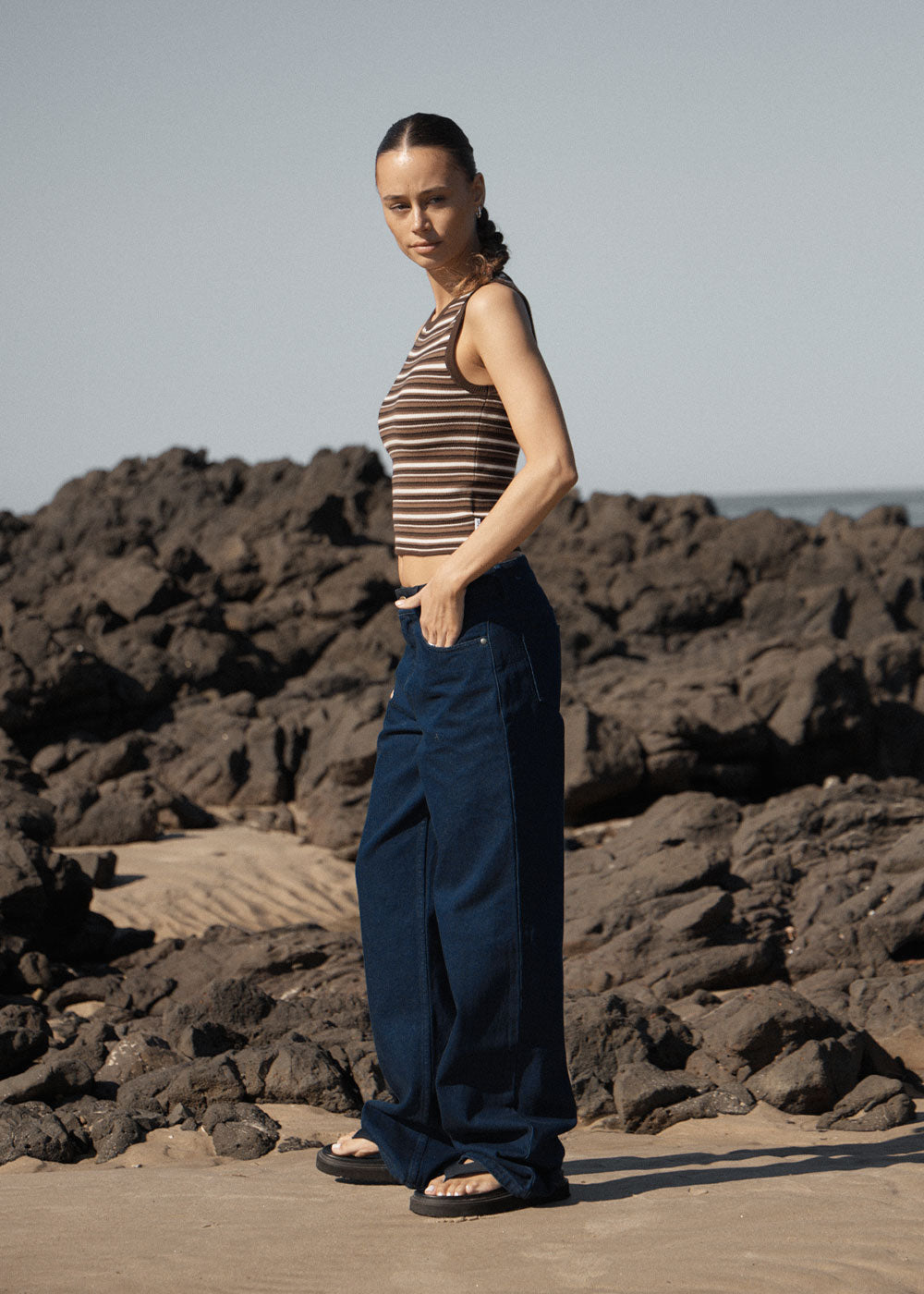 AFENDS Womens Alyra - Low Rise Wide Leg Jean - Ink