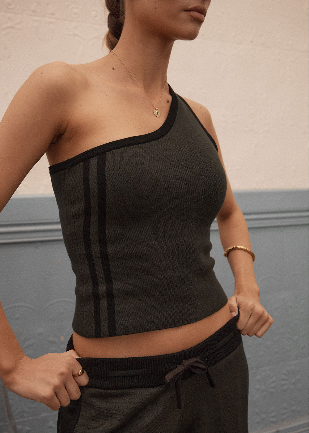 AFENDS Womens Tiana - One Shoulder Top - Thyme