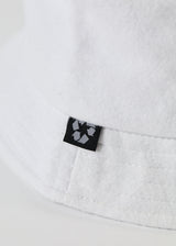 Afends Unisex Naughty - Recycled Fleece Bucket Hat - White - Afends unisex naughty   recycled fleece bucket hat   white 