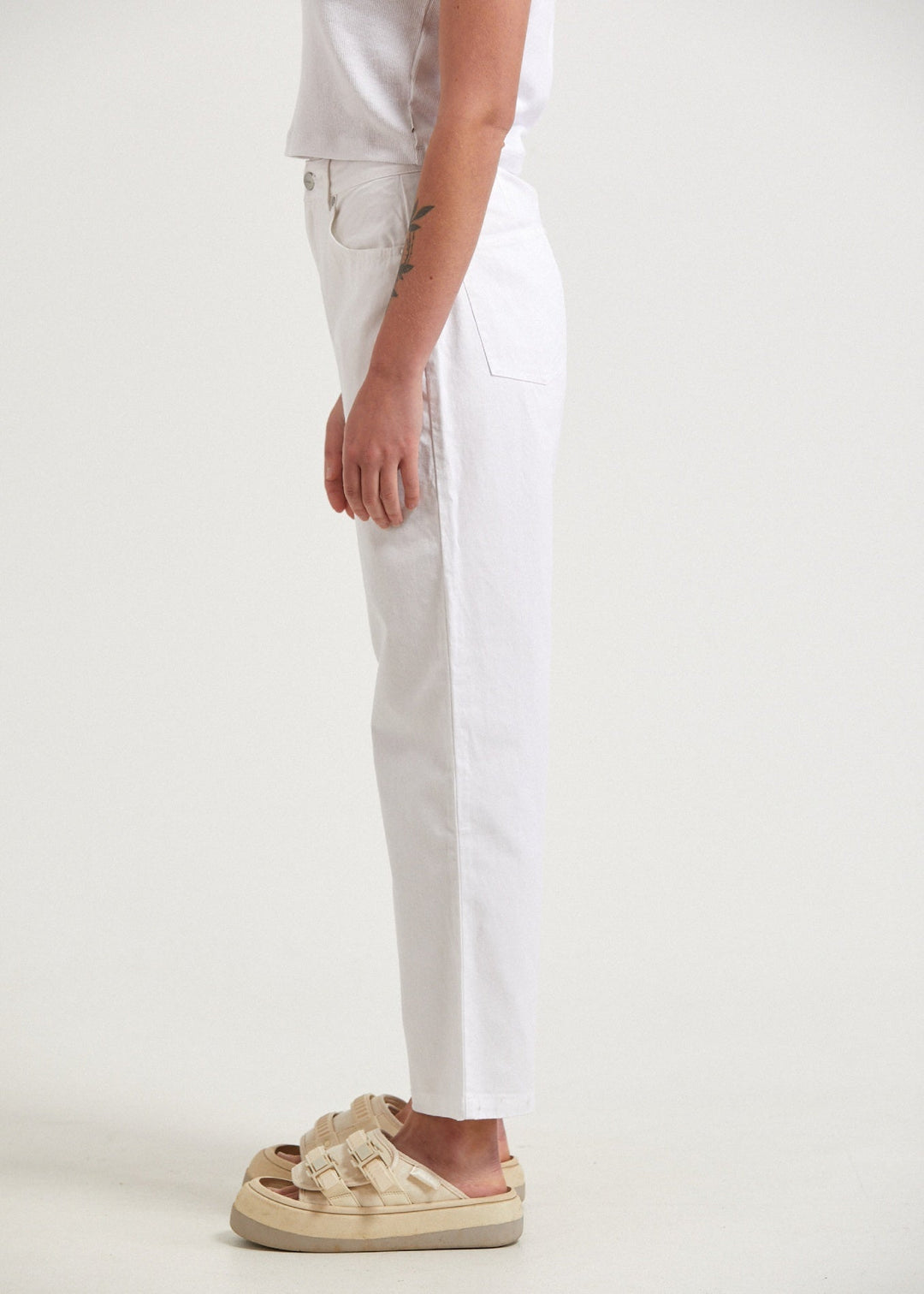 AFENDS Womens Shelby - Twill Wide Leg Pants - White 