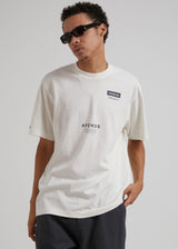 Afends Unisex Maximum  - Unisex Organic Retro Fit T-Shirt - Off White - Afends unisex maximum    unisex organic retro fit t shirt   off white m215014 ofw xs