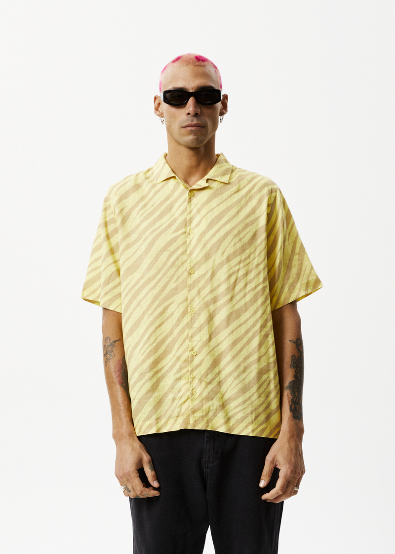 Afends Mens Atmosphere - Hemp Cuban Short Sleeve Shirt - Butter Stripe