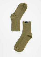 Afends Unisex The Essential - Hemp Ribbed Crew Socks - Olive - Afends unisex the essential   hemp ribbed crew socks   olive a220675 olv os