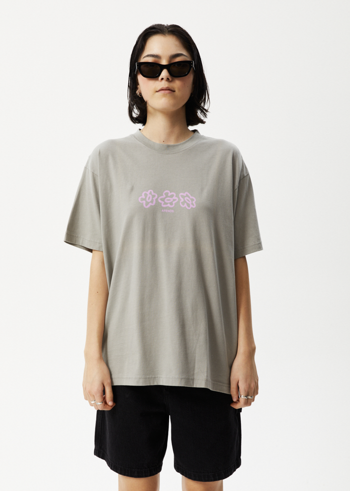 Afends Womens Lily Slay - Oversized Graphic T-Shirt - Olive 