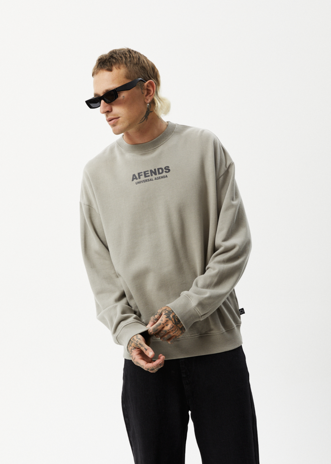 AFENDS Mens Universal - Crew Neck Jumper - Olive 