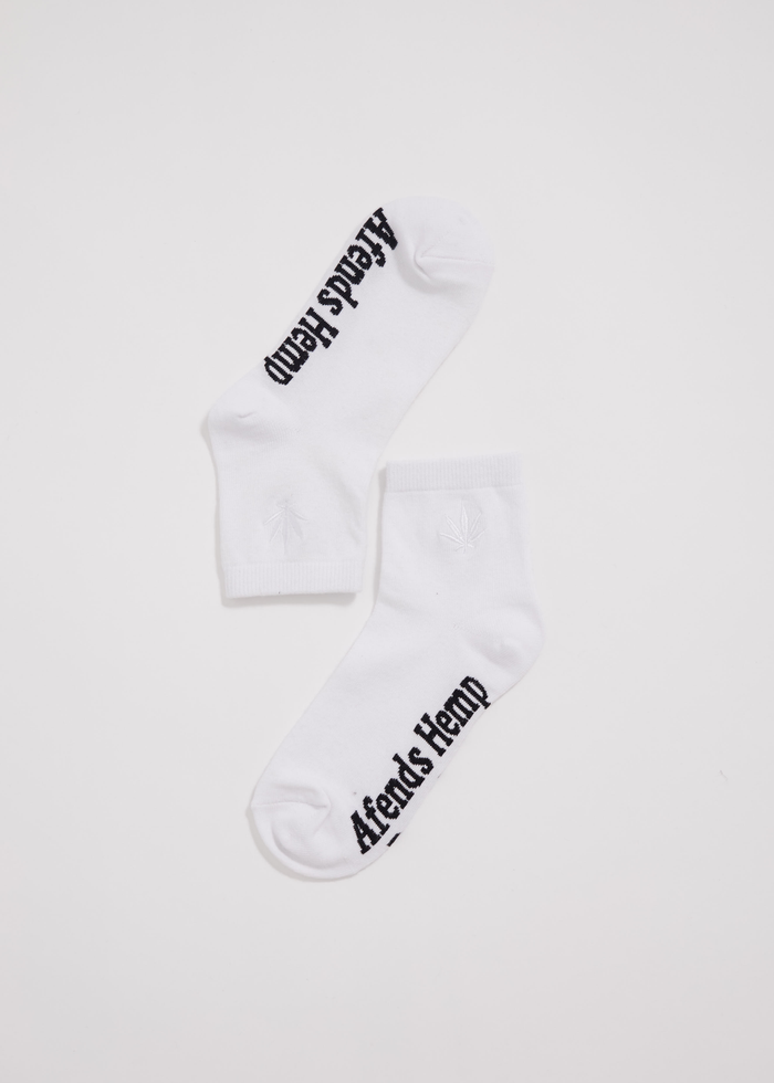 AFENDS Unisex Revolution - Crew Socks - White 